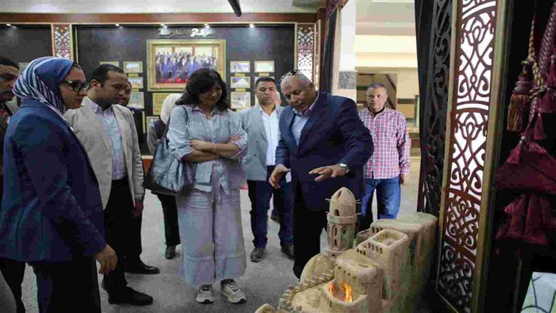 مجمع المصالح الحكومية للخدمات الذكية بالوادي الجديد