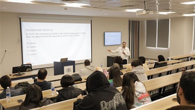 جامعة باديا تستقبل خبراء من جامعة تكساس لتدريب طلابها في الطب البشري والعلاج الطبيعي