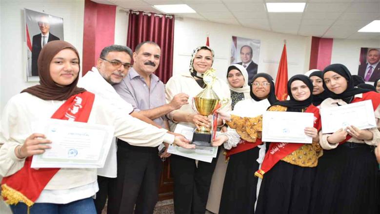 تعليم بورسعيد يكرم أوائل الإعدادية