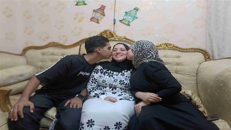 شهد من أوائل الدبلومات الفنية ببورسعيد