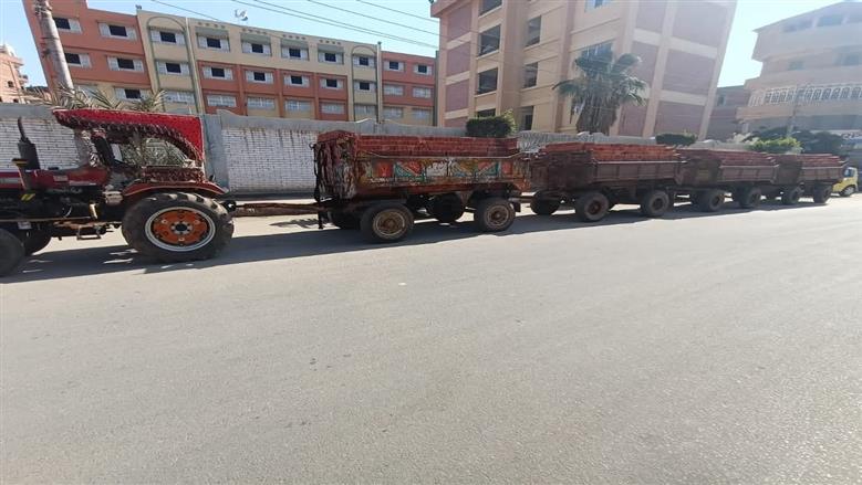 ضبط جرار زراعي يسير عكس الاتجاه في مركز بيلا بكفر الشيخ
