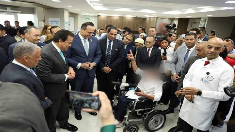 وزير الصحة يطلق المرحلة الأولى من مشروع الرعاية المنزلية في الإسماعيلية
