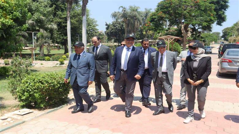 جولة محافظ القليوبية ومستشار رئيس الجمهورية 