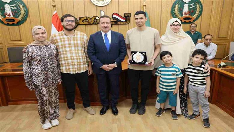 محافظ المنوفية