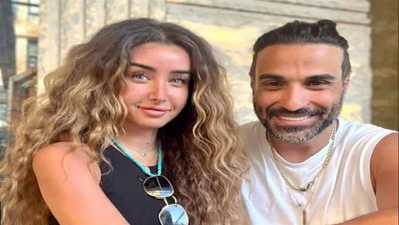 هنا الزاهد تقدم واجب العزاء في خالة طليقها الفنان أحمد فهمي
