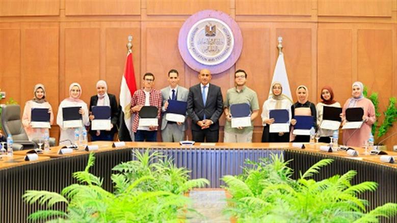 بيان عاجل من وزير التعليم بشأن الحفاظ على أمن الطلاب بالمدارس الخاصة بعد قليل