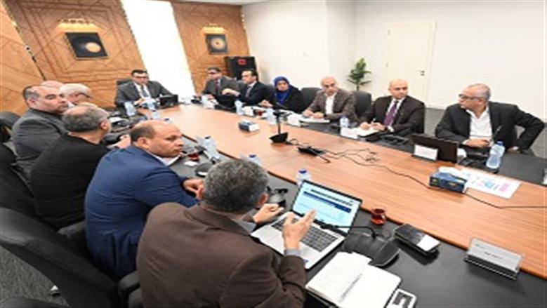 وزير الإسكان يعقد اجتماعا مع مسئولي «سيتي إيدج» لاستعراض خططها التسويقية  