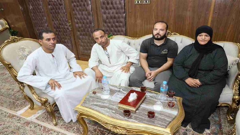 محافظ 