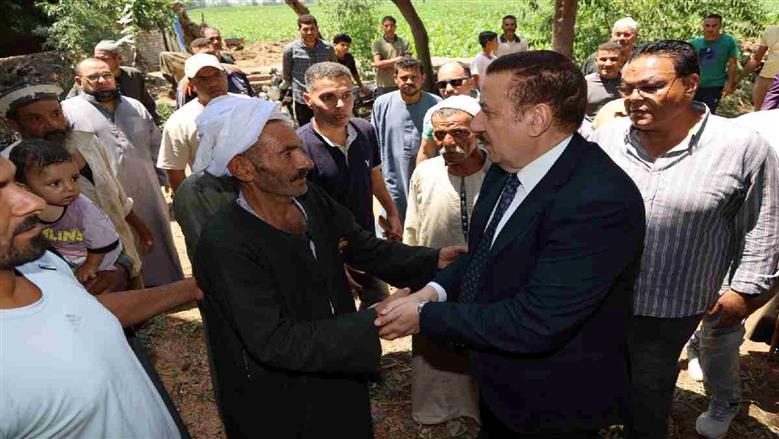 محافظ المنوفية يوفر وظيفة لزوجة سائق توك توك ضحية الطقس السيئ