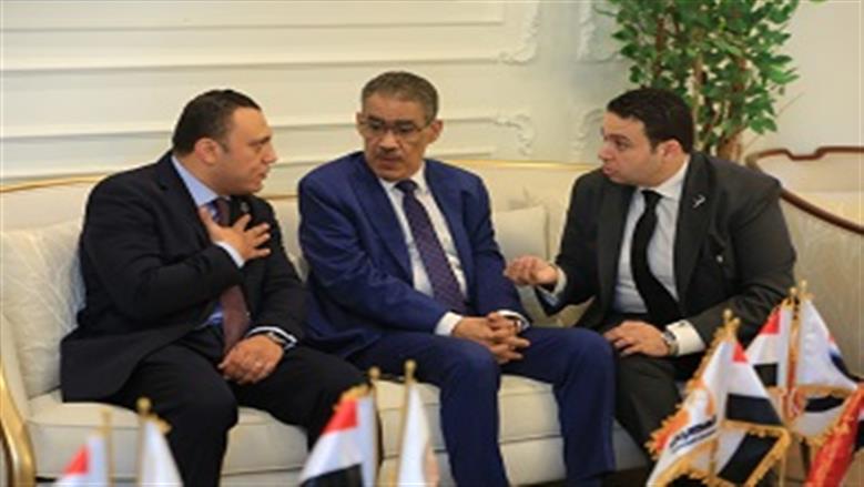 بمشاركة الاحزاب والقوي السياسية بدء الاجتماع التشاوري الاول للقائمة الموحدة من اجل مصر لانتخابات الشيوخ ٢٠٢٥