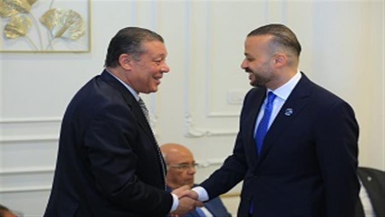 بمشاركة الاحزاب والقوي السياسية بدء الاجتماع التشاوري الاول للقائمة الموحدة من اجل مصر لانتخابات الشيوخ ٢٠٢٥
