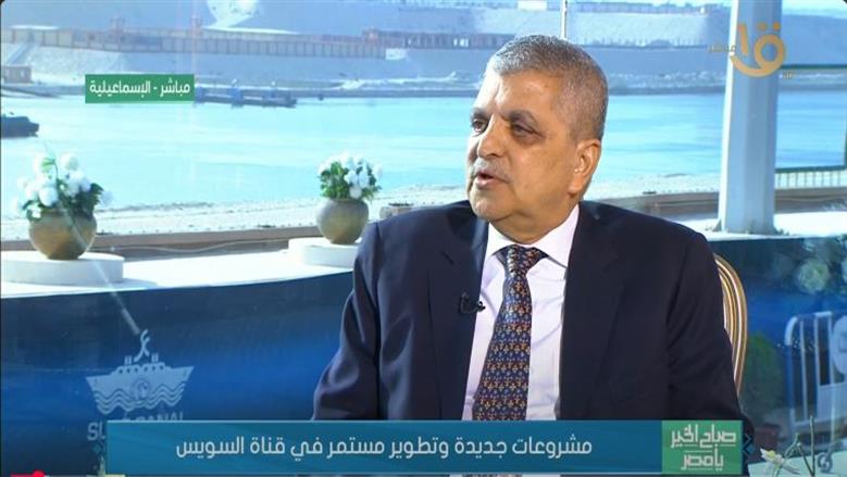  أسامة ربيع: مسح دائم لقاع قناة السويس وتوفير جراجات بحرية إضافية لسلامة الملاحة