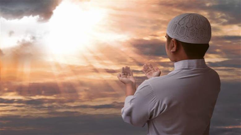 أفضل دعاء يوم الجمعة.. ردده في هذه الساعة