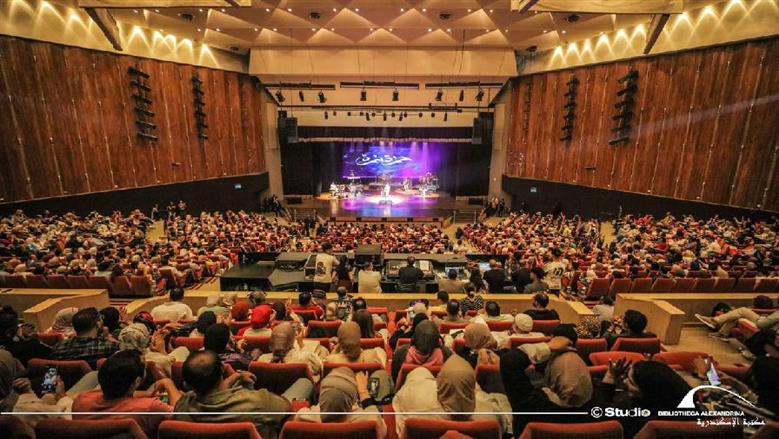 حمزة نمرة في مكتبة الإسكندرية 