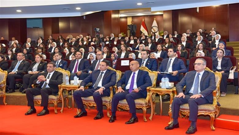 النائب العام يلتقى الدفعة الأولى من السيدات المرشحات للعمل معاونات بالنيابة العامة
