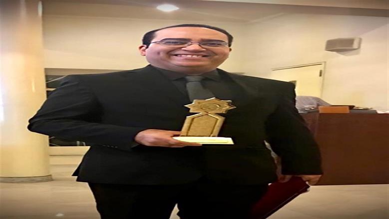 في أمسية فنية وثقافية مميزة، تستضيف الإعلامية بسنت بكر الموسيقار الكبير محمود طلعت، يوم الخميس الموافق 14 أغسطس، من الساعة التاسعة مساءً وحتى الحادية عشرة ليلاً، في حلقة استثنائية تُبث لأول مرة عبر إذاعات الراديو، ويتم تصويرها بالكامل كحلقة بودكاست لتوثيق هذا اللقاء النادر.