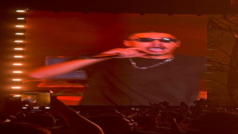 مروان بابلو يبدأ فقرته بمهرجان العلمين الجديدة وسط تفاعل جماهيري كبير