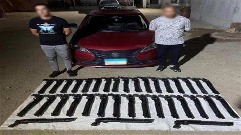 مصرع 3 عناصر إجرامية وضبط كميات ضخمة من المخدرات والأسلحة بعد مداهمات أمنية بعدة محافظات