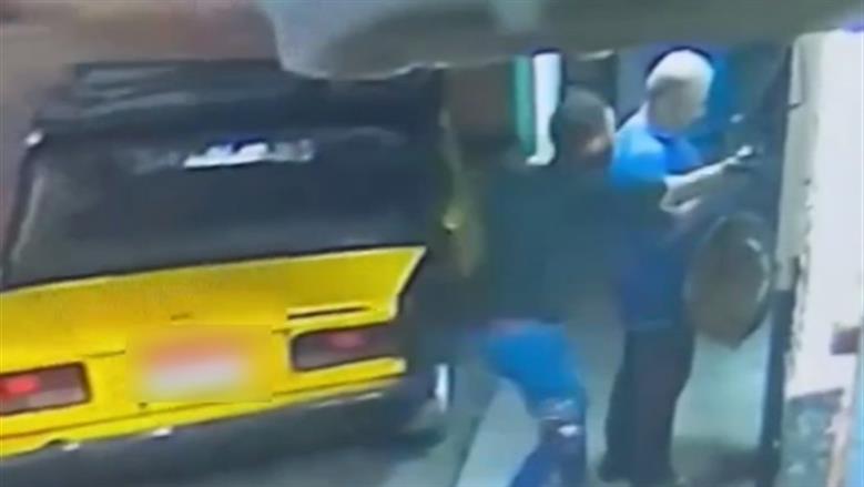 كشف ملابسات واقعة سرقة هاتف مسن أمام ماكينة صراف آلي بالإسكندرية