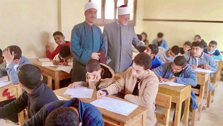 طلاب الثانوية الأزهرية الدور الثاني ينتهون من امتحان 7 مواد
