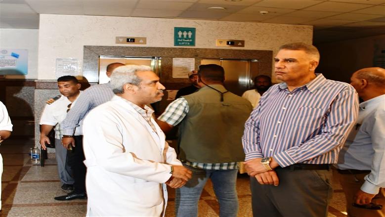 محافظ أسوان يوجه لزيادة الأطقم الطبية