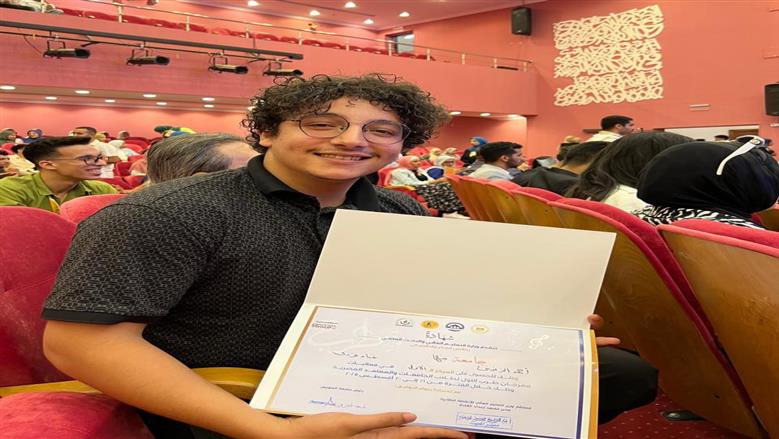 طلاب جامعة بنها الفائزين