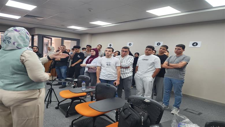 جانب من قمة الإبداع الإعلامي للشباب العربي