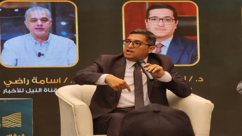 جلسة التحديات التي تواجه صناعة الأخبار في عصر الفوضى الإعلامية