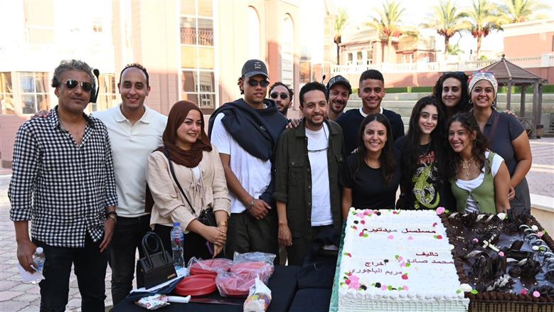 انطلاق تصوير مسلسل ميد ترم.. تعاون بين «المتحدة» و«التعليم العالي»