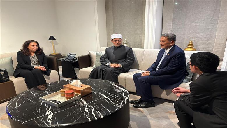 جانب من الزيارة