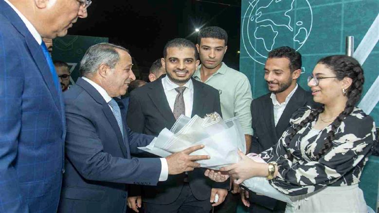 محافظ بورسعيد