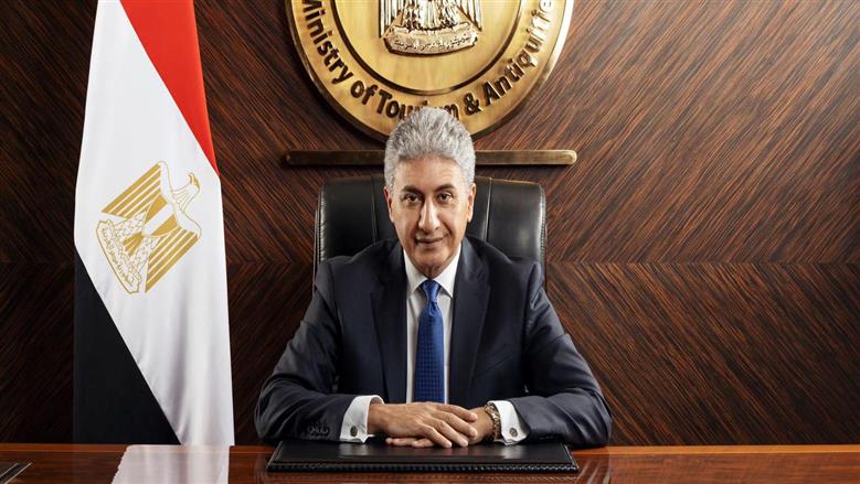 1800 جنيه في اليوم.. الجريدة الرسمية تنشر قرار رسوم أتعاب المرشد السياحي