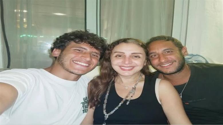 أنغام مع ابنيها
