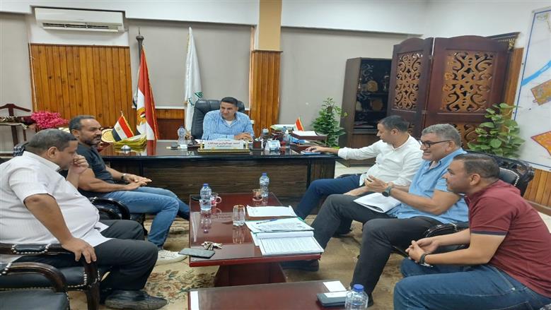 رئيس جهاز مدينة بني سويف الجديدة يوجه بتسريع أعمال تنفيذ مشروعات الإسكان  