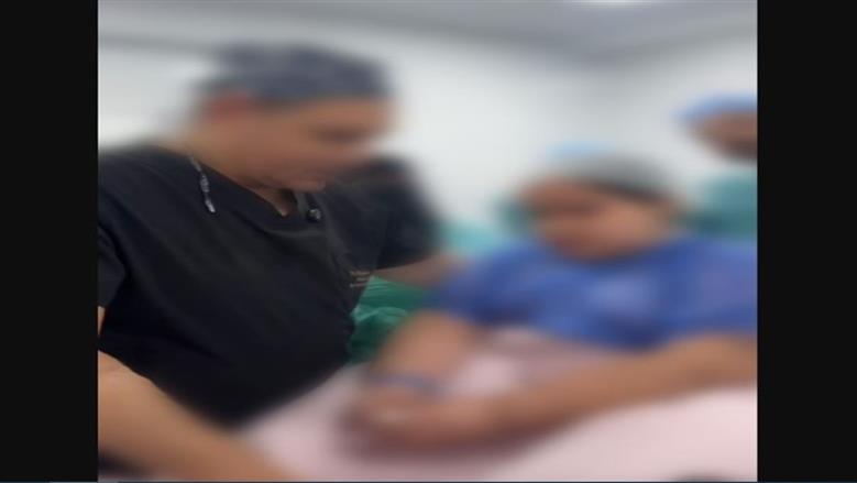 بعد واقعة الطفلة روان.. خالد منتصر يفتح النار على الطبيب صاحب العملية