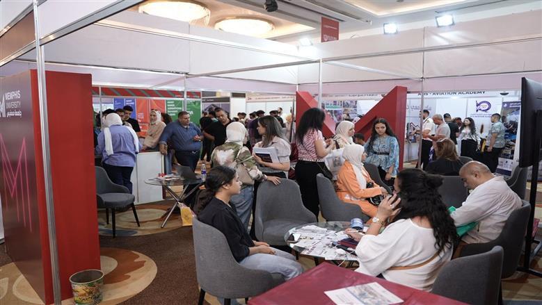 جامعة ممفيس تشارك في معرض إيديوجيت للجامعات وتشهد إقبالاً واسعًا من الطلاب وأولياء الأمور