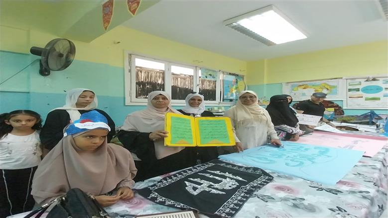 خلال فعاليات فنية علي هامش يوم السرد القرآني بمنطقة مطروح الأزهرية