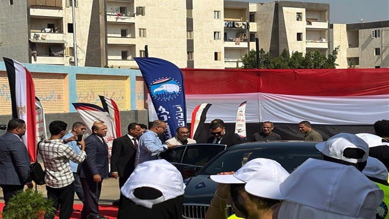 وزير الإسكان