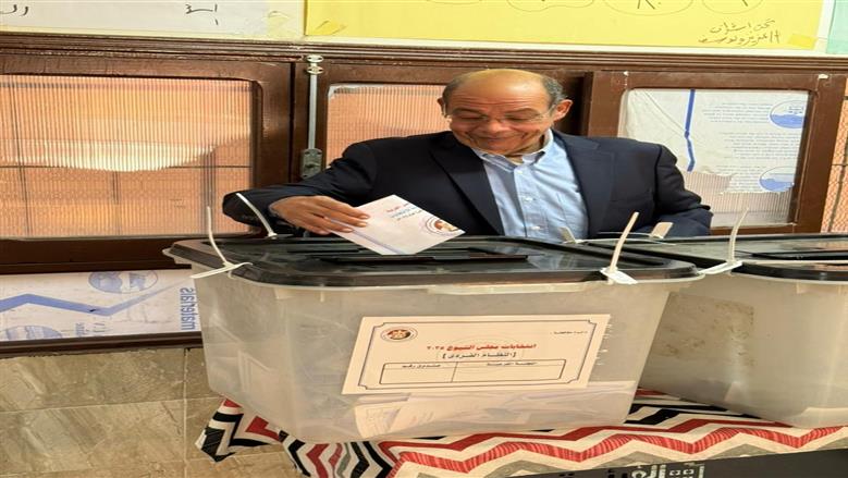 شردي يدلي بصوته في اليوم الثاني للانتخابات
