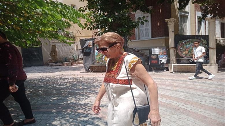 ليلى عز العرب 