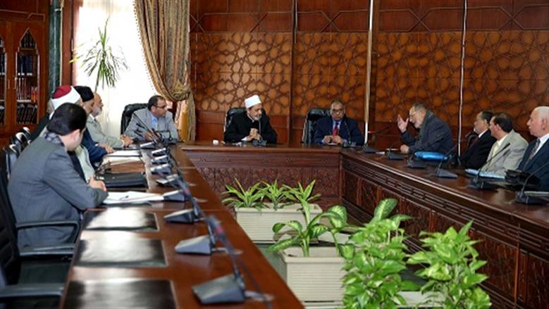 شيخ الأزخر