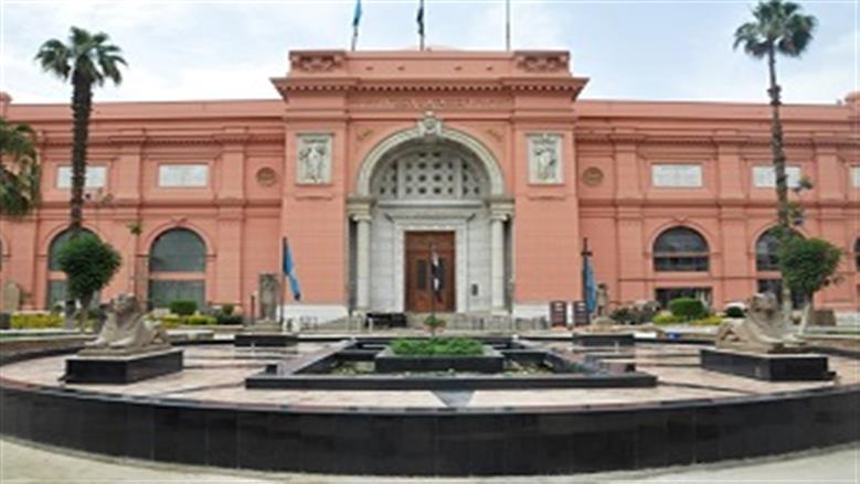 «أخناتون بين الواقع والأسطورة».. ندوة بالمتحف المصري عن الملك المثير للجدل