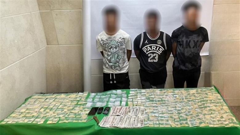 مصرع 4 عناصر شديدة الخطورة وضبط أسلحة ومخدرات بـ55 مليون جنيه فى مداهمات أمنية بأسيوط