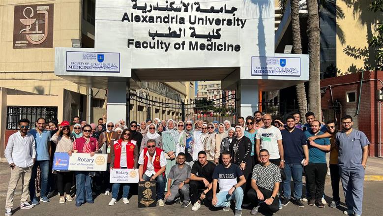 جامعة الإسكندرية تطلق قافلة طبية إلى قرية أبيس 7 