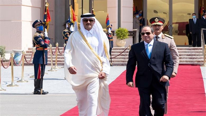 أمير قطر يقف بجانب مصر في رفض تهجير الفلسطينيين من قطاع غزة