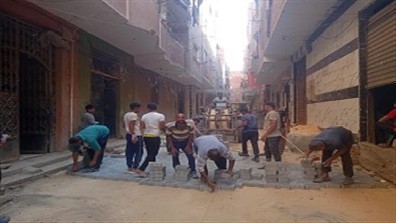 محافظ الجيزة: بدء أعمال رصف وتطوير 70 شارعًا بمنطقة الكونيسة ومتفرعات العروبة