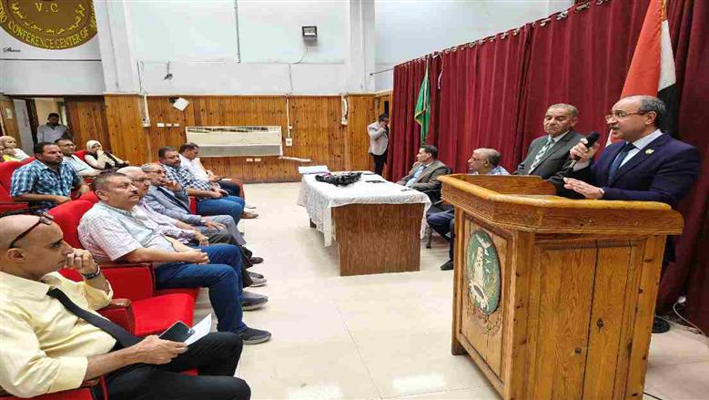 تكريم أوائل الشهادة الإعدادية