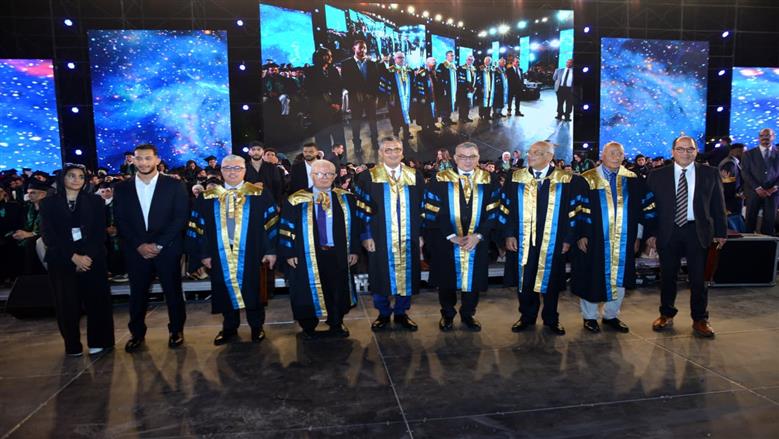 وزير التموين خلال تكريمه بالجامعة