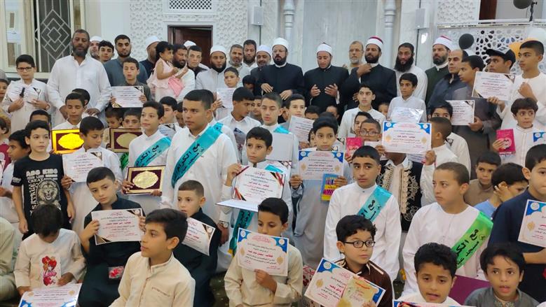 خلال حفل تكريم حفظة القرآن الكريم برعاية أوقاف مطروح بمسجد عباد الوهاب بمطروح