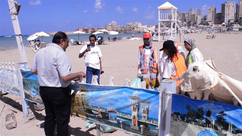 تنظيف شواطئ الإسكندرية